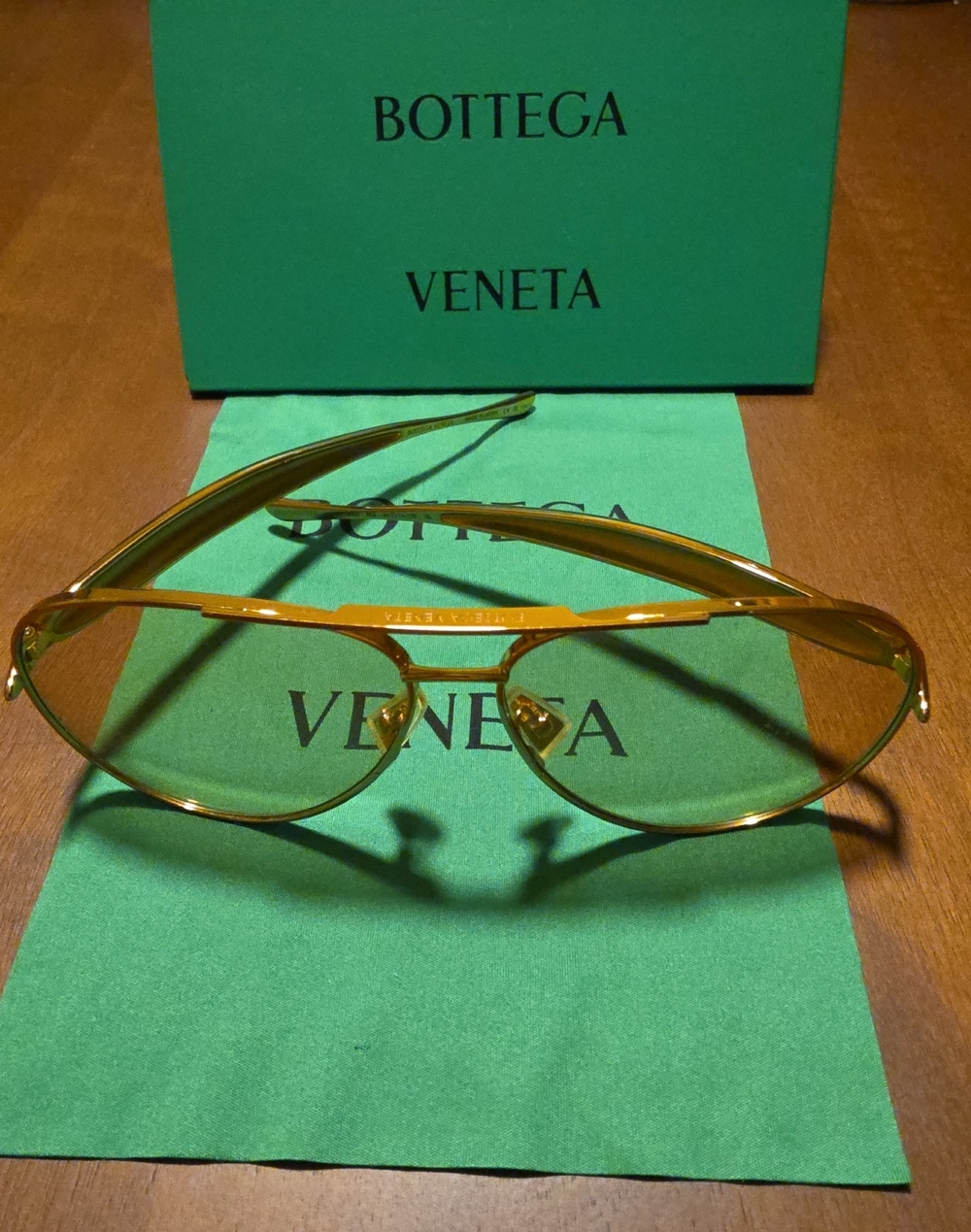 Bottega Veneta Yellow Tinted Aviator Sunglasses